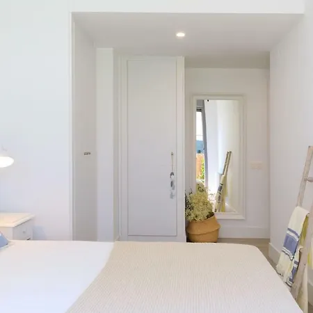 Flateli Luxury Apartment
